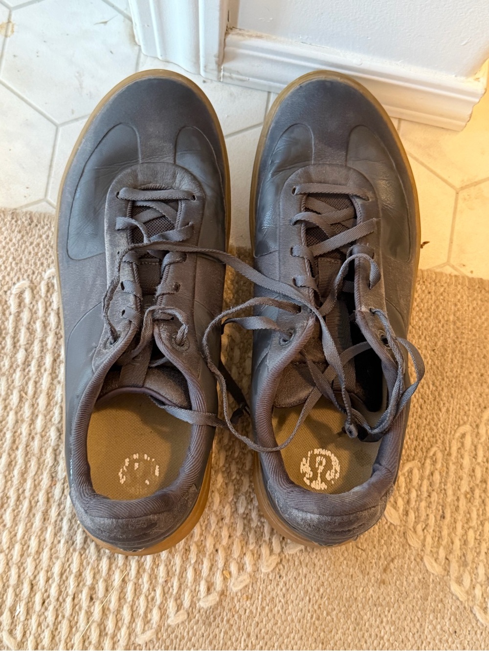 lululemon athletica Men's Gray Leather Sneakers with Gum Outsole